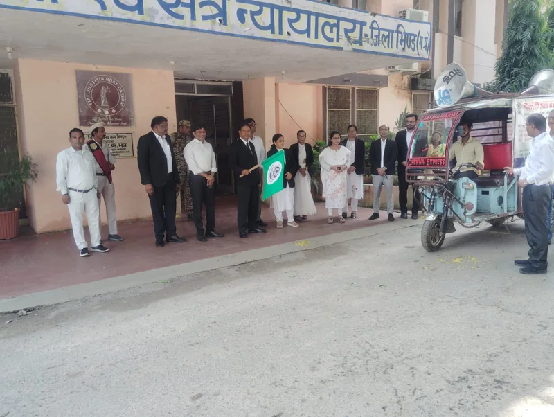 12 सितम्बर को आयोजित होने वाली नेशनल लोक अदालत हेतु प्रचार-वाहन रवाना